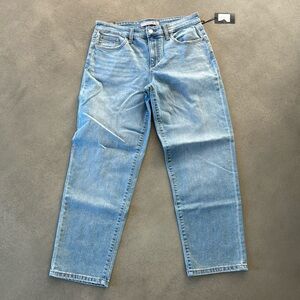 Joe’s jeans, boyfriend, crop, size 28